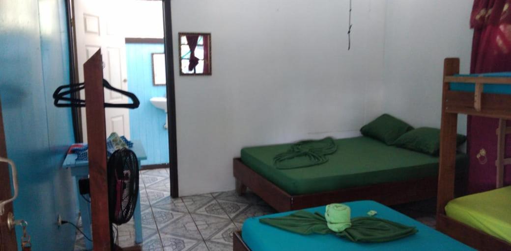 Cabinas Miss Miriam 2 Тортугеро Екстер'єр фото